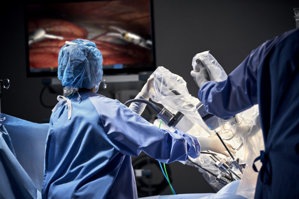 Intuitive Surgical, Inc. (티커 ISRG)
